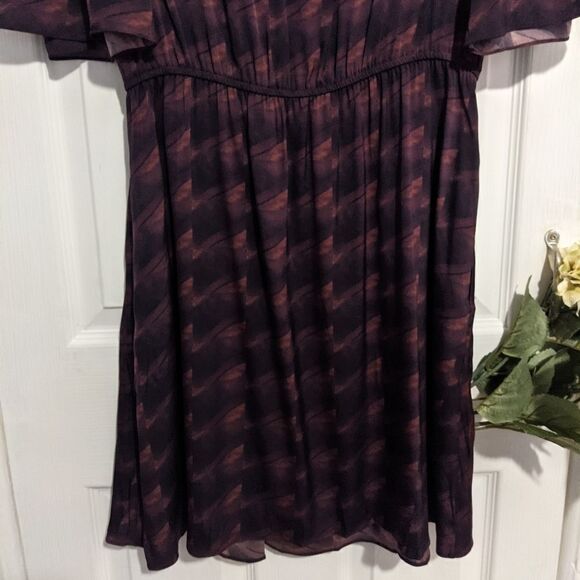 Tucker The Open Sleeve Mini Dress La Fedora Silk Dark Pink Black - Picture 11 of 11